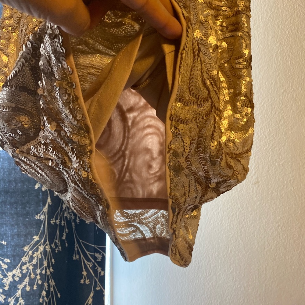 Gold barns new dress. Never worn